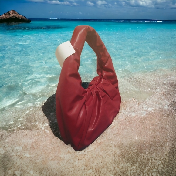 X-Large Slouchy Burgundy Hobo Tote & Shoulderbag - Picture 2 of 6